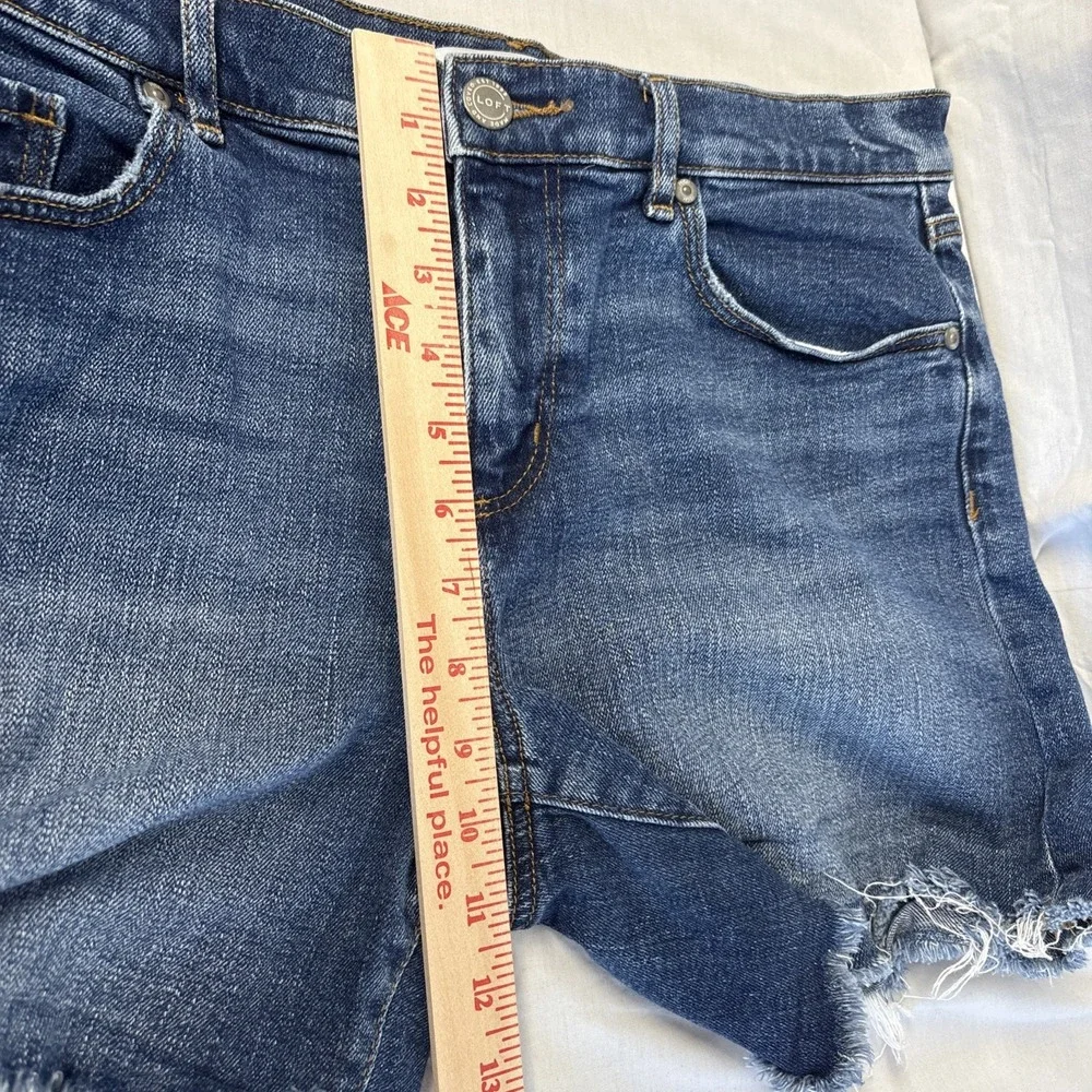 LOFT Frayed Denim Shorts Womens 8/29 Blue Mid Rise Cut-Off 5-Pocket